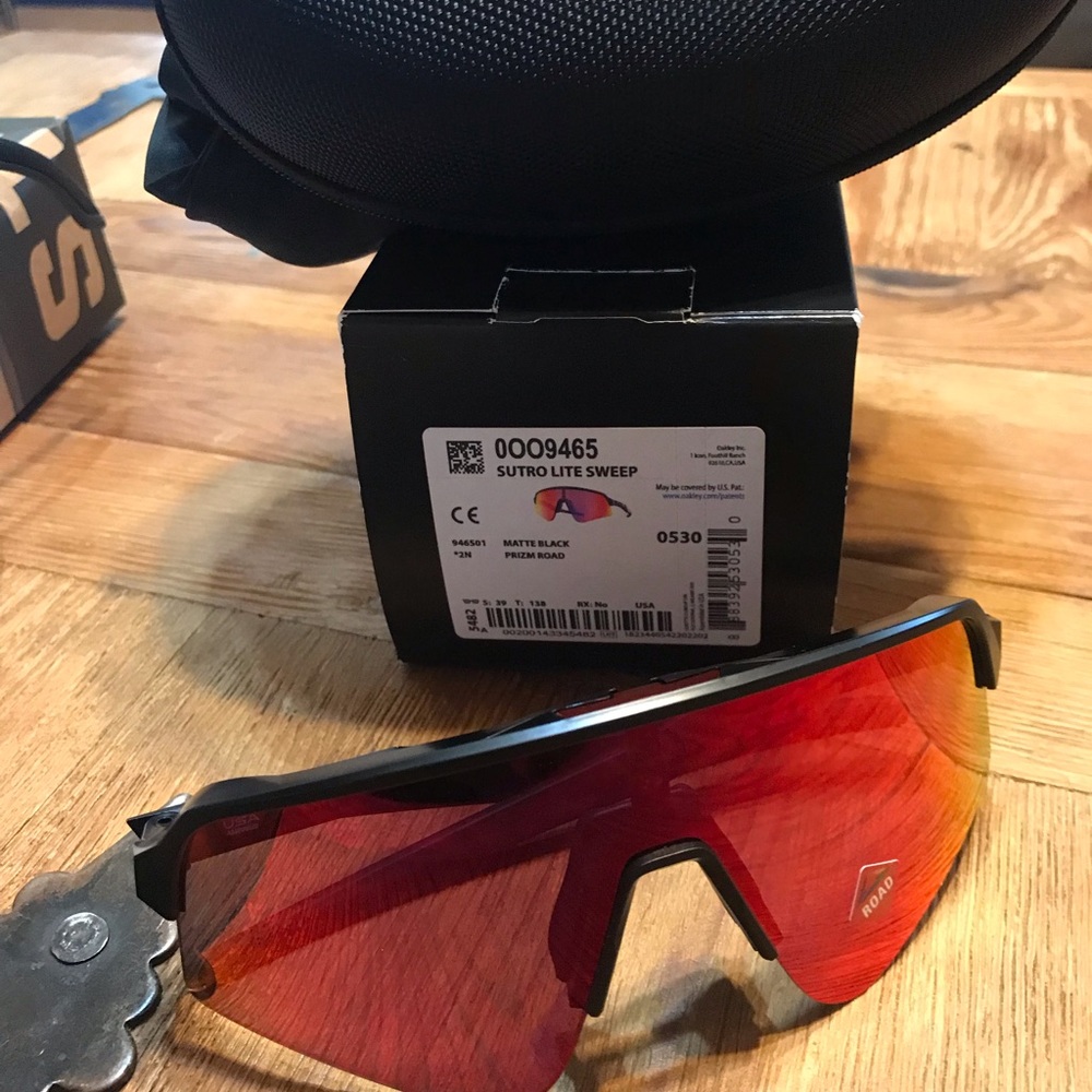 Oakley Sutro Lite Sweep